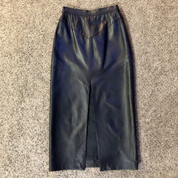 Siena Dresses & Skirts - Siena Leather Skirt Womens 6 Used Black
